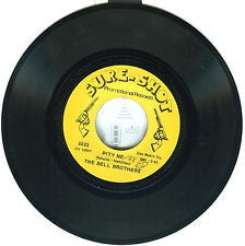 The Bell Brothers : Look At Me (7")