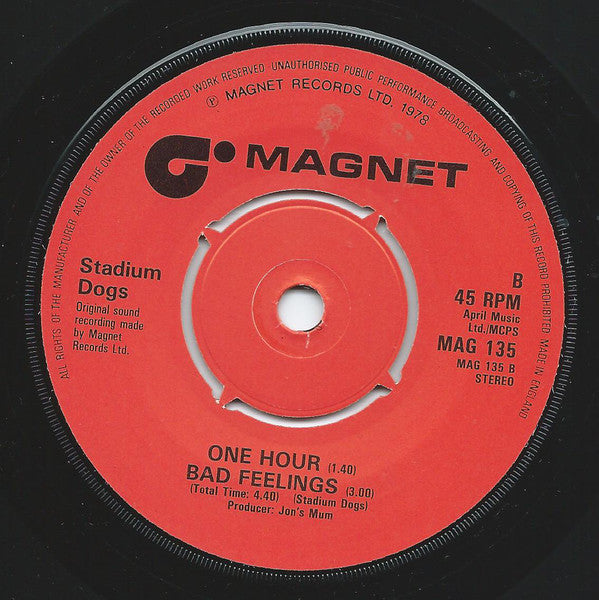 Stadium Dogs : Love On The Airwaves (7", Single)