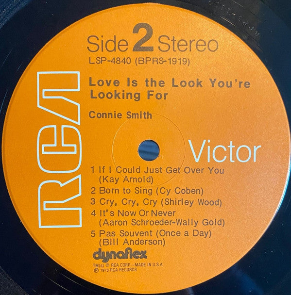 Connie Smith : Love Is The Look You're Looking For   (LP, Album)