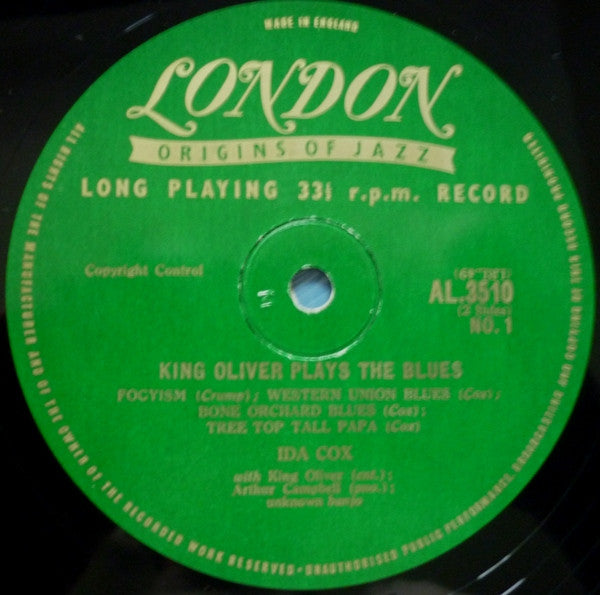 King Oliver, Ida Cox, Sara Martin : Plays The Blues (10", Comp)