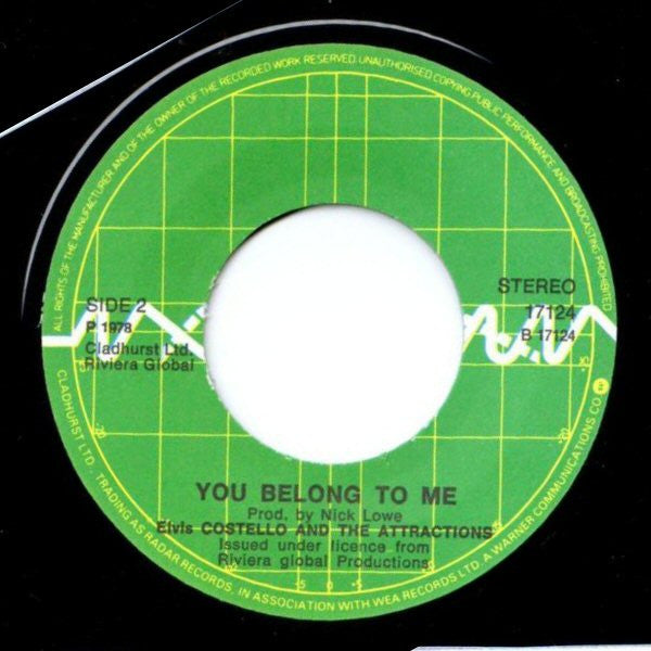 Elvis Costello & The Attractions : I Don't Want To Go To Chelsea (7", Single)