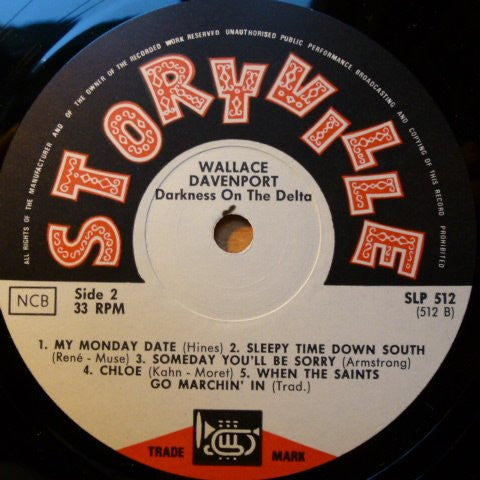 Wallace Davenport : Darkness On The Delta (LP, Album)