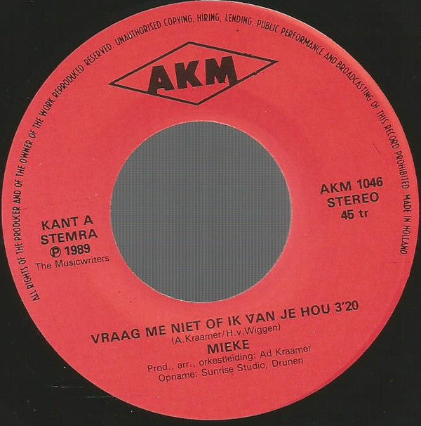 Mieke : Vraag Me Niet Of Ik Van Je Hou / Frag Doch Nicht Immer Liebst Du Mich (7", Single)
