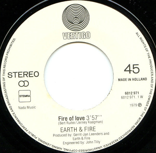 Earth And Fire : Fire Of Love (7", Single)