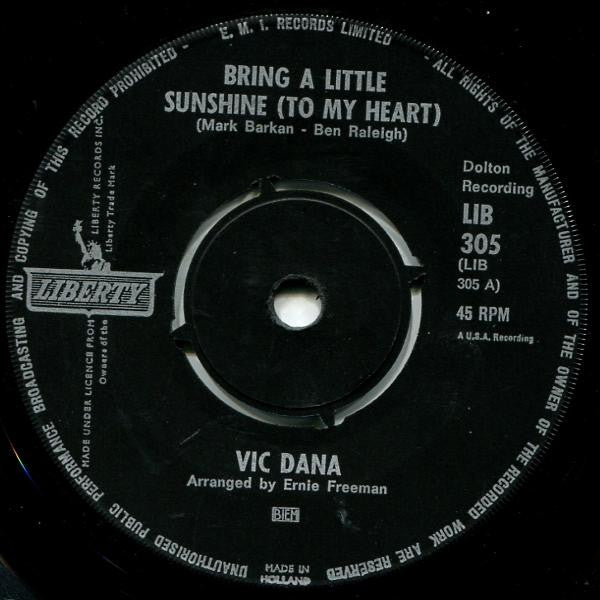 Vic Dana : Bring A Little Sunshine (To My Heart) (7", Single)