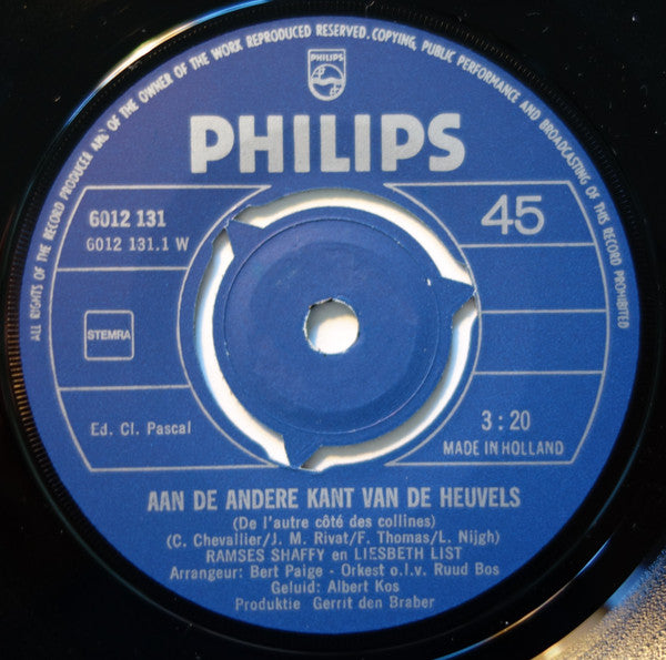 Liesbeth List En Ramses Shaffy : Aan De Andere Kant Van De Heuvels / Zonder Bagage (7", Single, Mono)