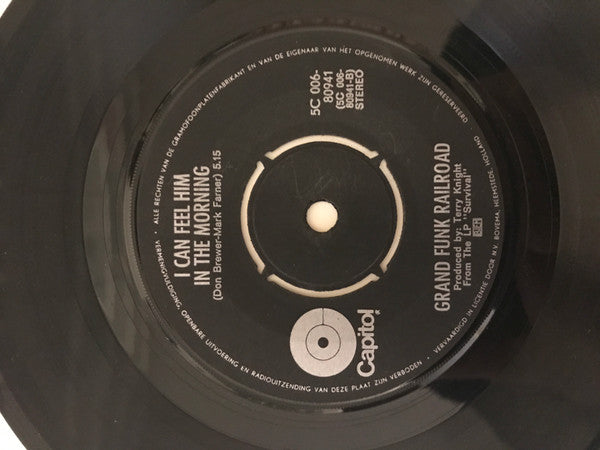 Grand Funk Railroad : Gimme Shelter (7", Single)