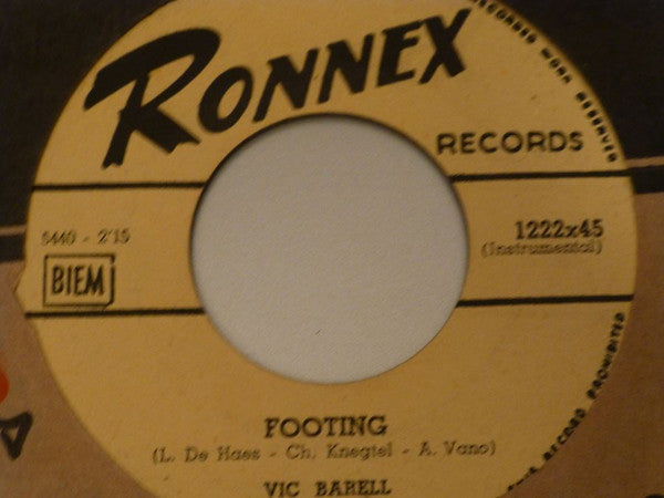 Vic Barell And His Orchestra : White Christmas (7")