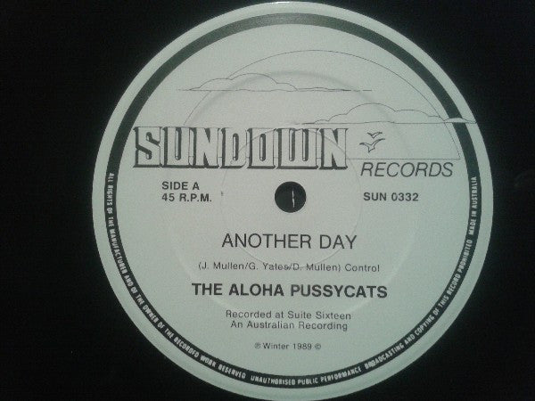 The Aloha Pussycats (2) : Another Day (7", Single)