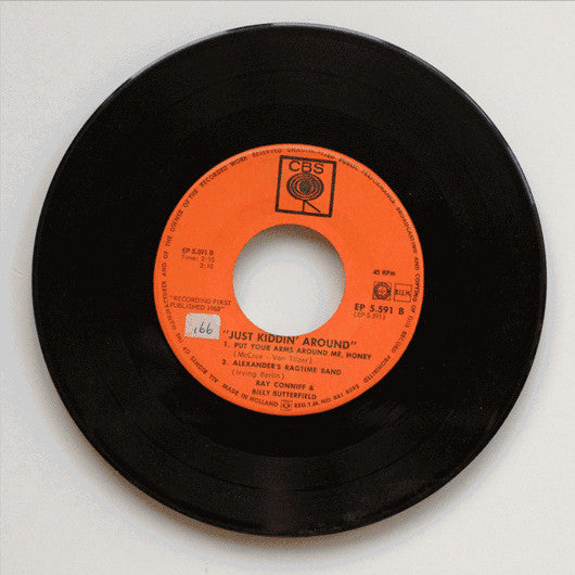 Ray Conniff & Billy Butterfield : Just Kiddin' Around (7", EP)