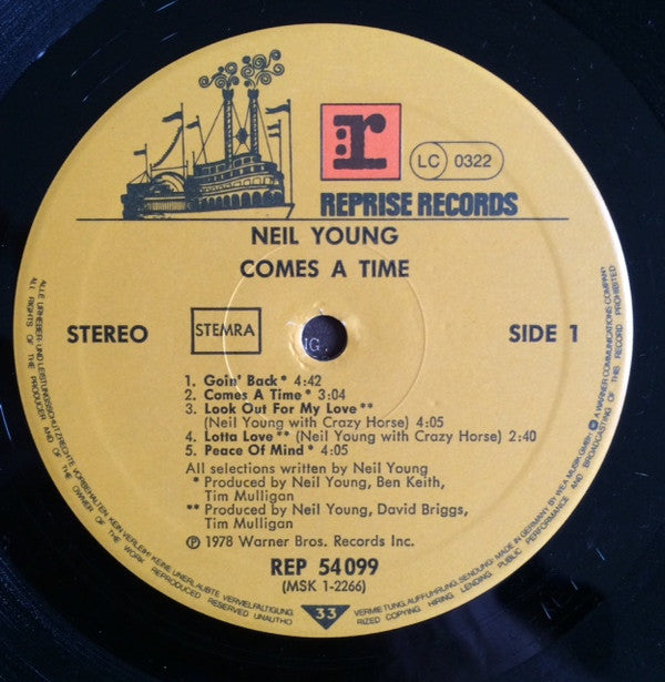 Neil Young : Comes A Time (LP, Album)