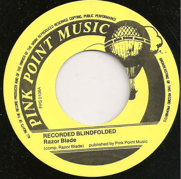 Razor Blade (5) : Recorded Blindfolded / Pirate Station (7", Single)