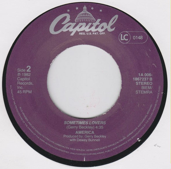 America (2) : The Border (7", Single)