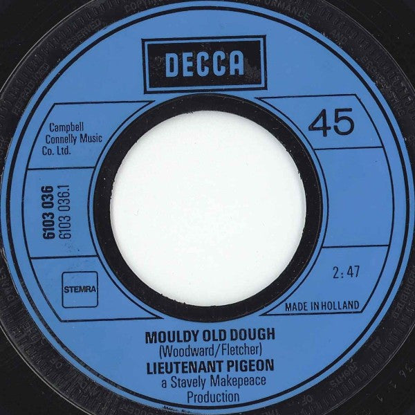 Lieutenant Pigeon : Mouldy Old Dough / The Villain (7", Single)