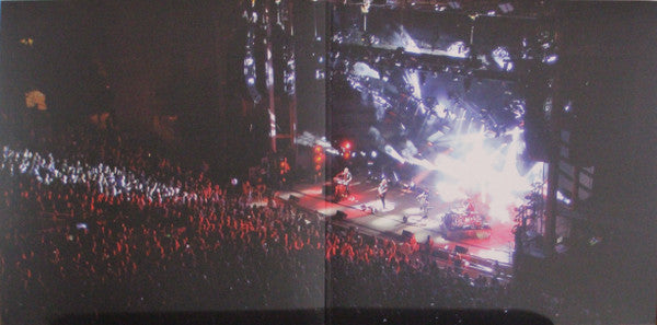 Alt-J : Live At Red Rocks (Box + 2xLP, Album, Blu + CD, Album + DVD-V + Blu-r)