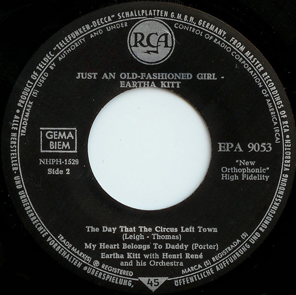 Eartha Kitt : Just An Old-Fashioned Girl (7", EP)