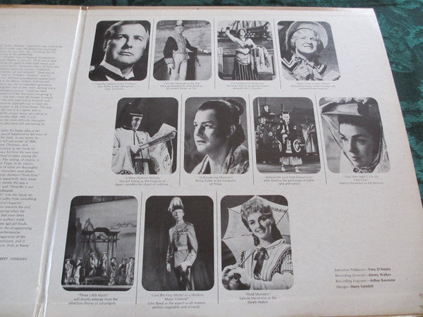 Royal Philharmonic Orchestra Conducted By Sir Malcolm Sargent And D'oyly Carte Opera Company, Gilbert & Sullivan : Gilbert & Sullivan Spectacular - Selections From H. M. S. Pinafore, The Mikado, The Pirates Of Penzance And Ruddigore (LP, Gat)