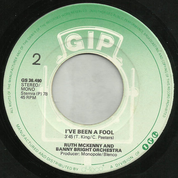 Ruth McKenny And Banny Bright Orchestra : Rocking In The Street (7", Single)